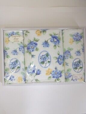 Uchino Bath Towels Gift Box Set - New In Box